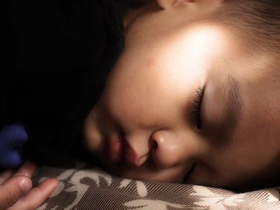 Zimske prehlade kod djece - poređenje simptoma prehlade i gripe.